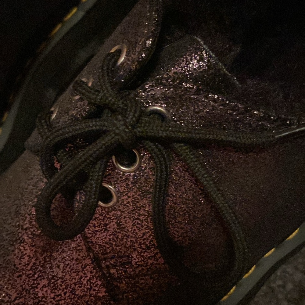 Doc martens worn once - Picture 2 of 6